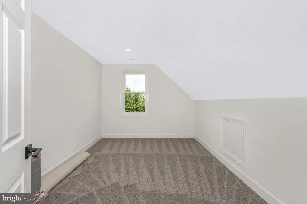 17023 RAVEN ROCK ROAD Sabillasville, MD 21780