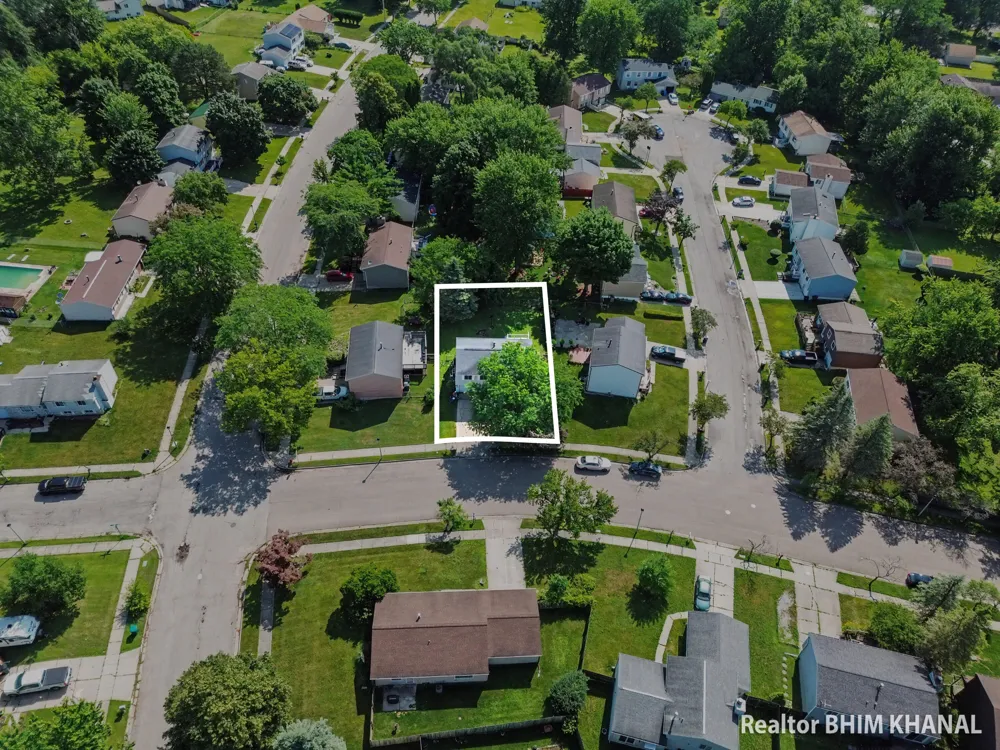 6007 Rockingham Drive Eaton Township, MI 48911