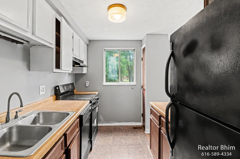 6007 Rockingham Drive Eaton Township, MI 48911