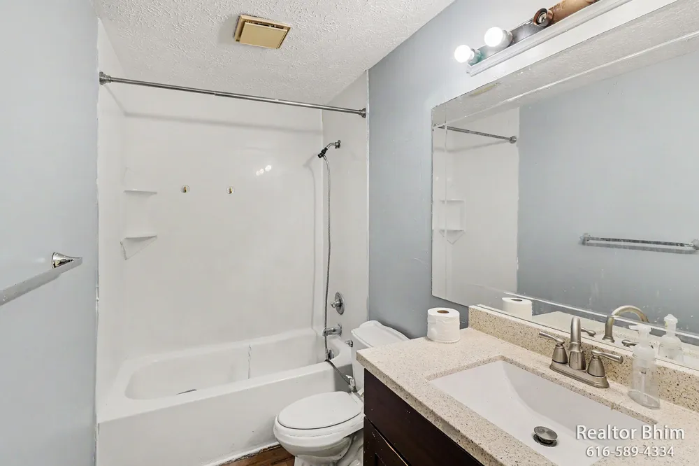 6007 Rockingham Drive Eaton Township, MI 48911