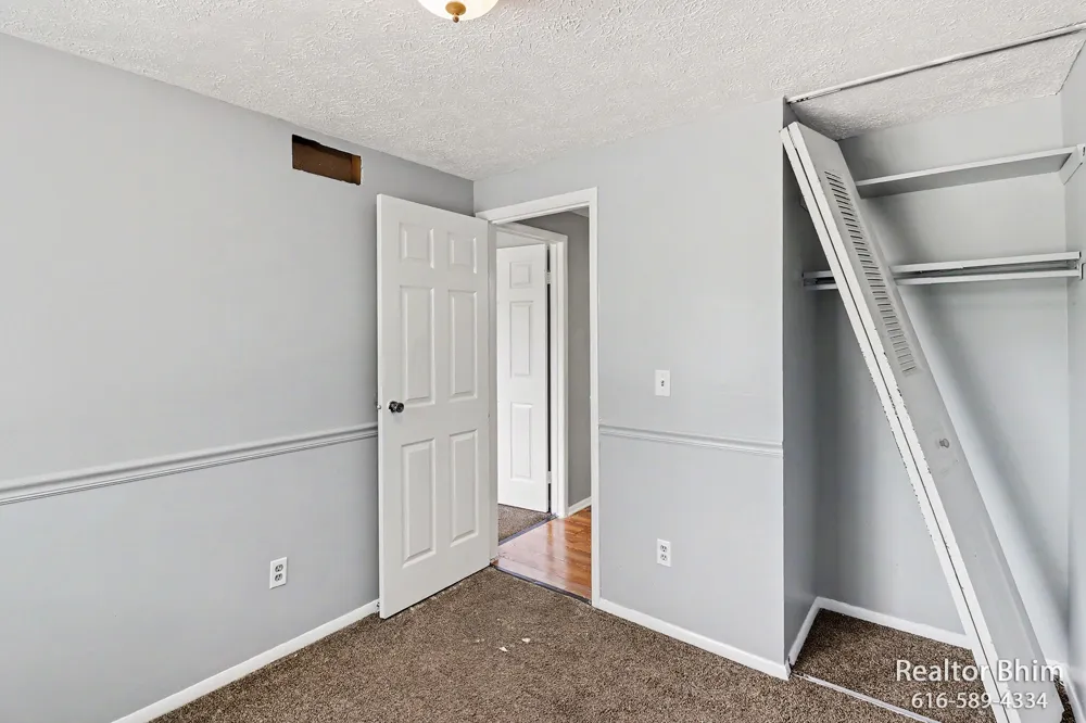 6007 Rockingham Drive Eaton Township, MI 48911