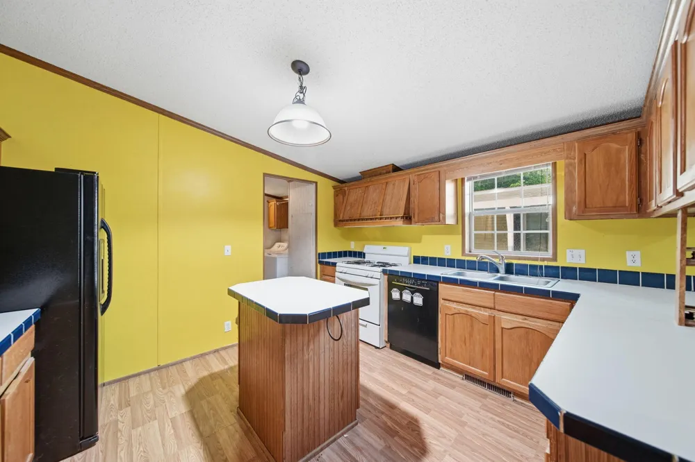 510 Missouri River Court Adrian City, MI 49221
