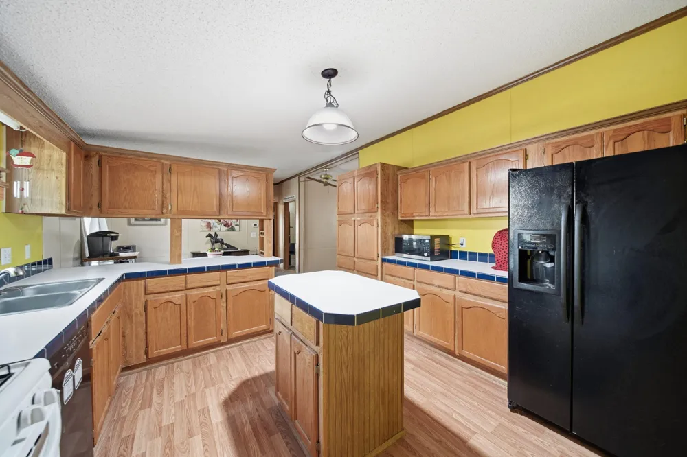 510 Missouri River Court Adrian City, MI 49221
