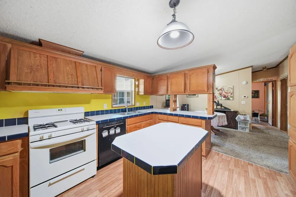 510 Missouri River Court Adrian City, MI 49221