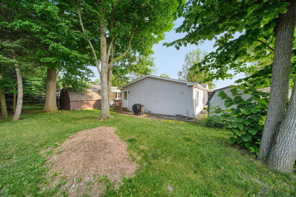 510 Missouri River Court Adrian City, MI 49221