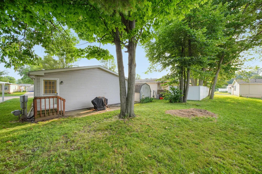 510 Missouri River Court Adrian City, MI 49221