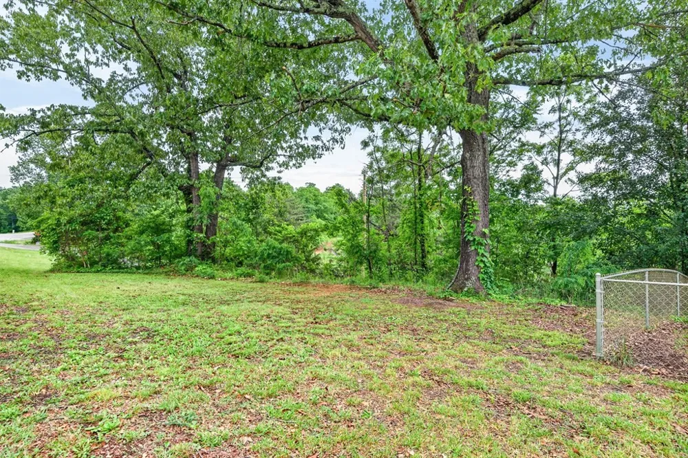 1976 Crossville Hwy Sparta, TN 38583