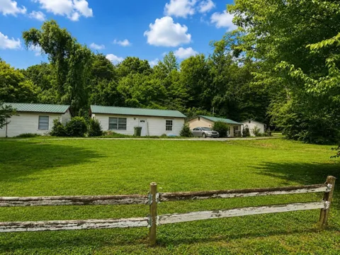 55515611 River Road
