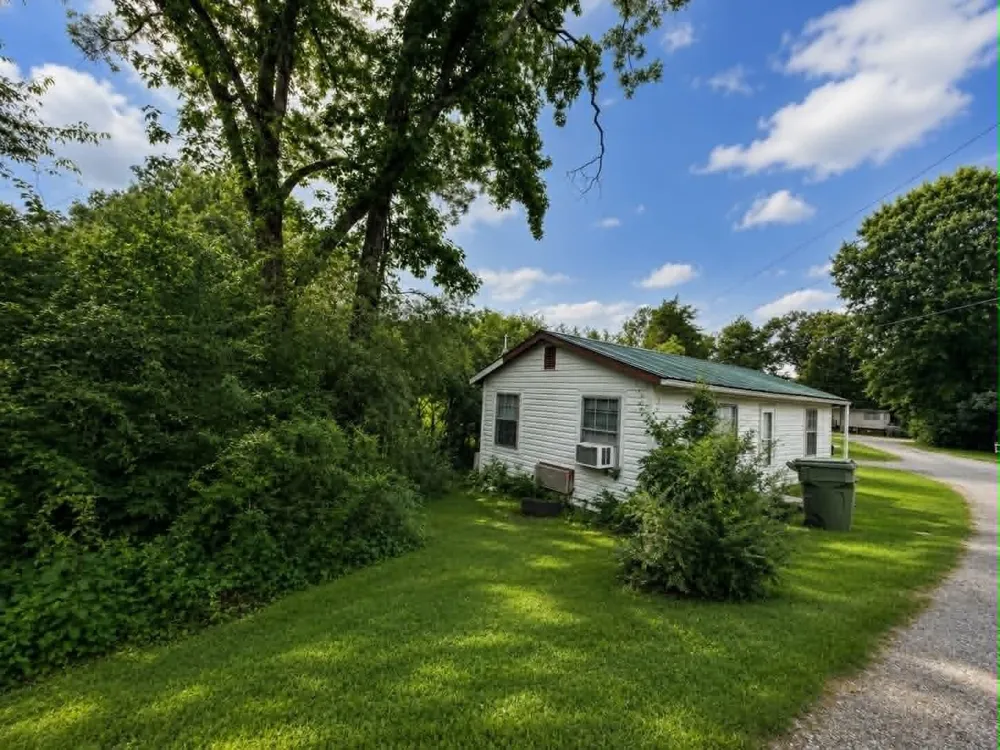 55515611 River Road Decatur, TN 37322