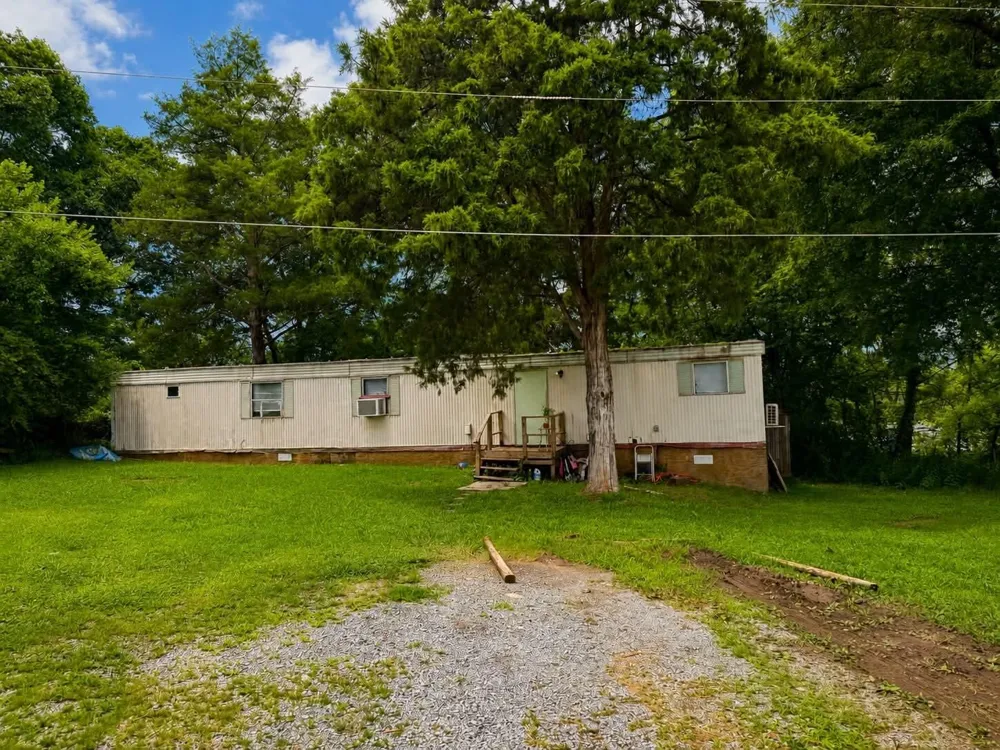 55515611 River Road Decatur, TN 37322