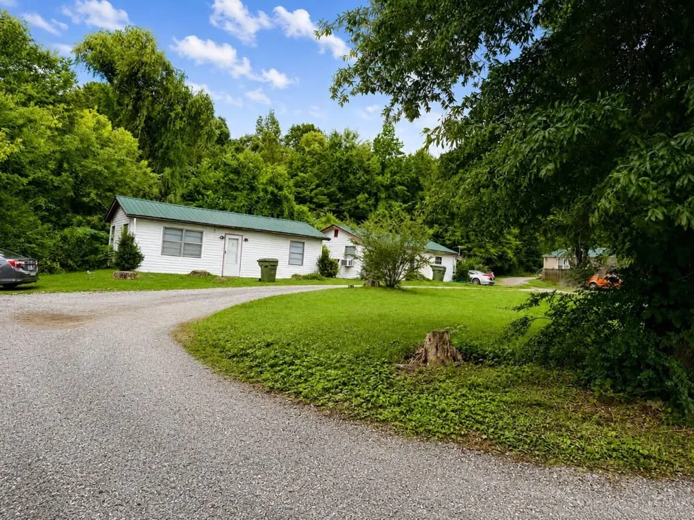 55515611 River Road Decatur, TN 37322
