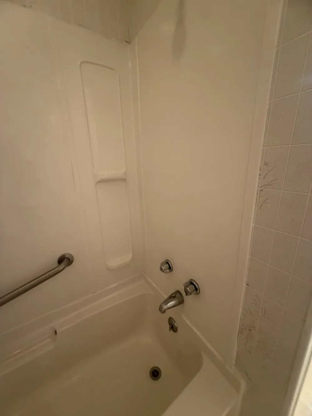 406 Crestview Dr Hopkinsville, KY 42240