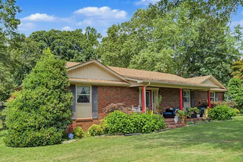 1001 Due West Cir