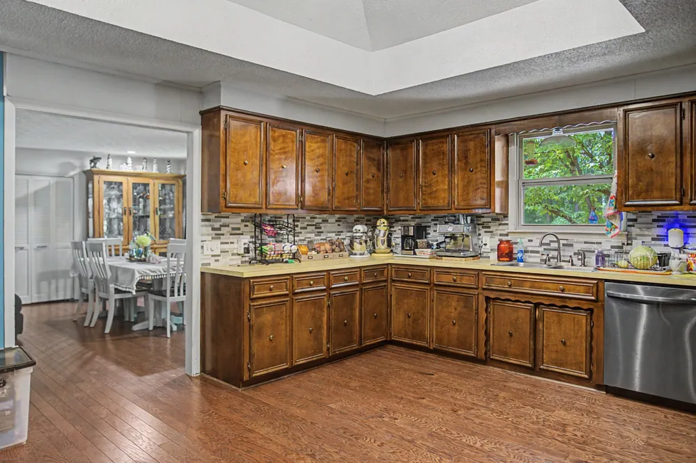 1001 Due West Cir Lafayette, TN 37083