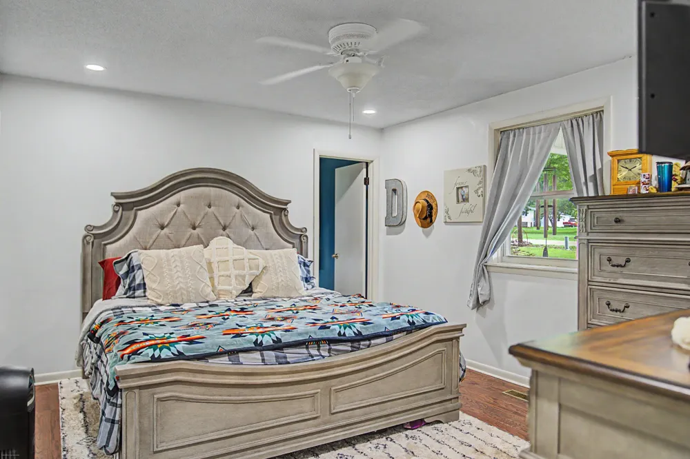 1001 Due West Cir Lafayette, TN 37083