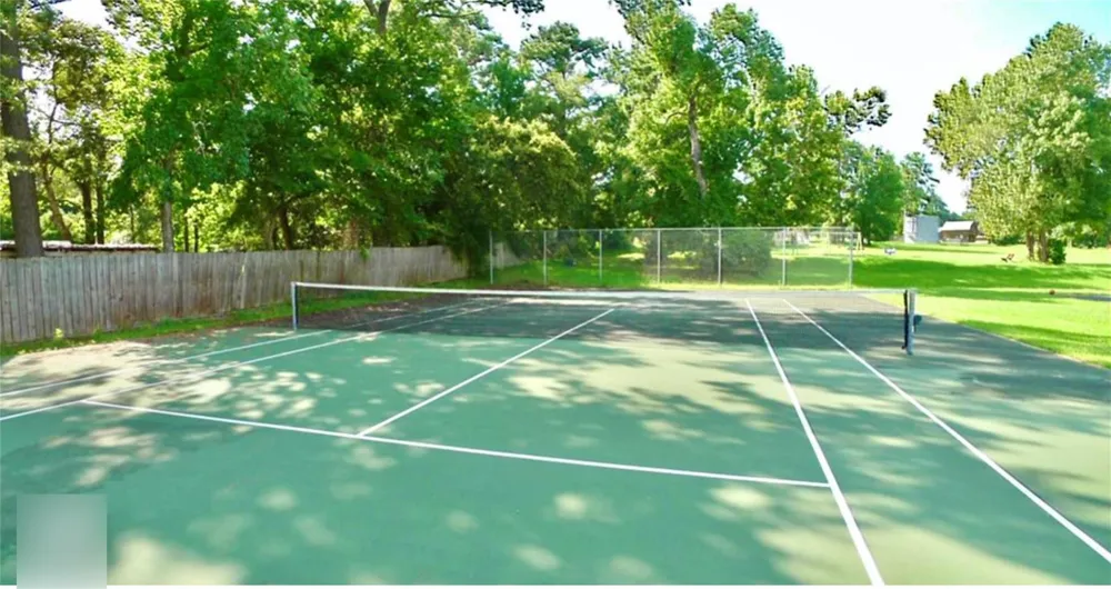 7 Sunny Hill Drive Huntsville, TX 77340