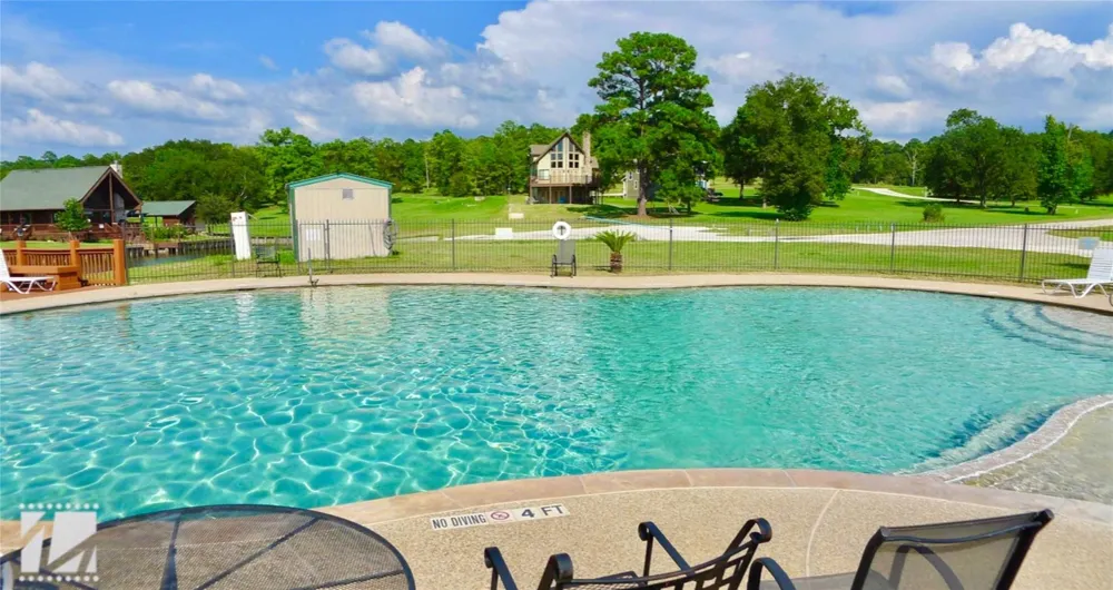 7 Sunny Hill Drive Huntsville, TX 77340