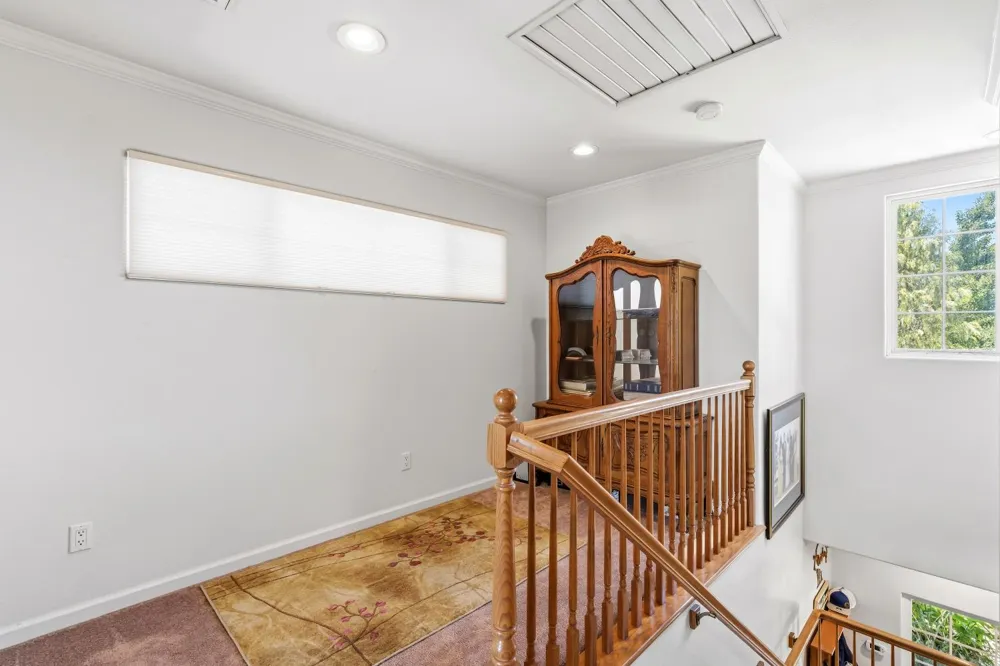 14361 Lombardy Delhi, CA 95315
