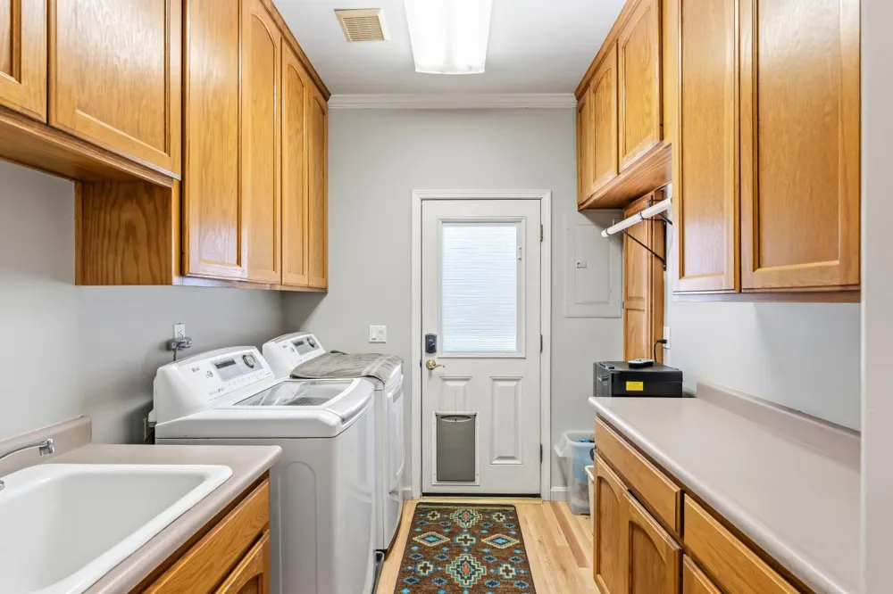 14361 Lombardy Delhi, CA 95315