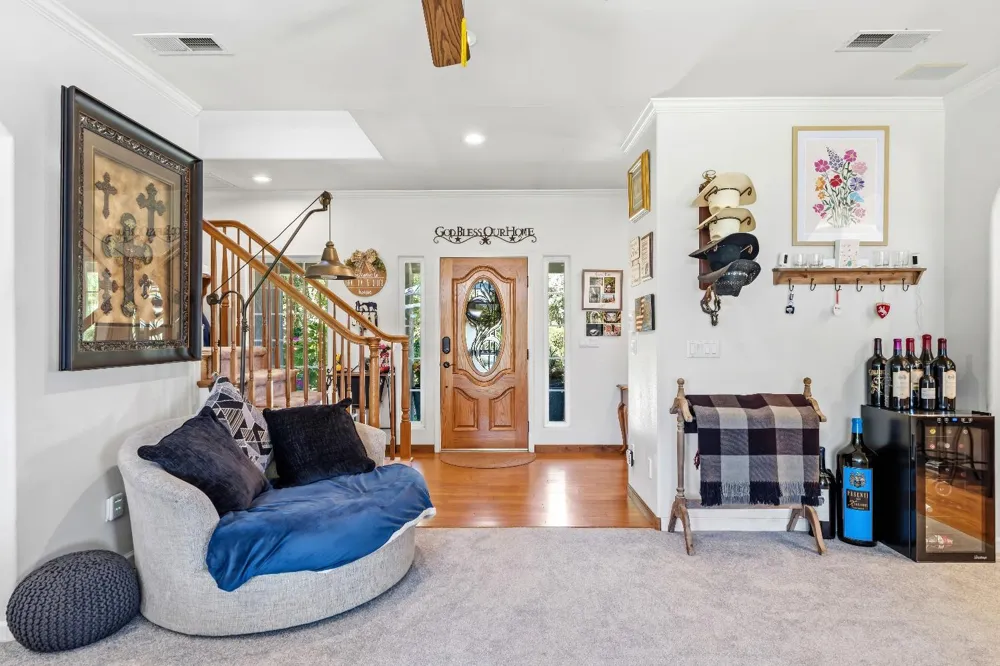 14361 Lombardy Delhi, CA 95315