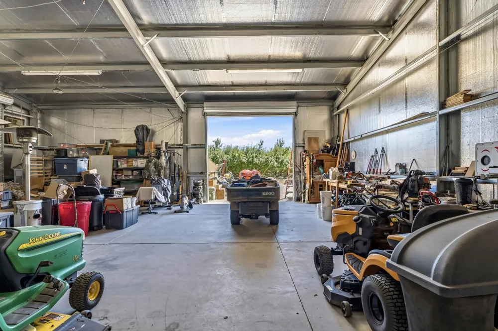 14361 Lombardy Delhi, CA 95315