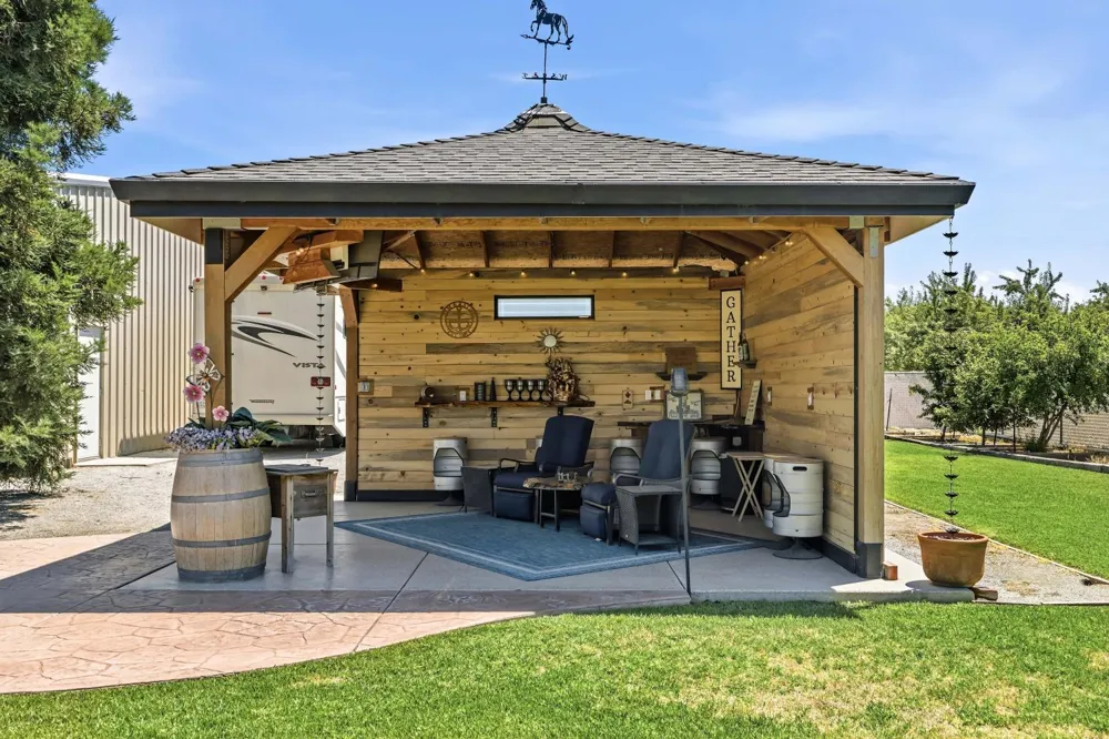 14361 Lombardy Delhi, CA 95315