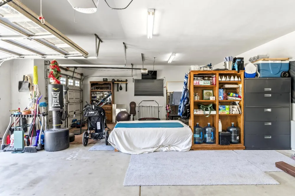 14361 Lombardy Delhi, CA 95315