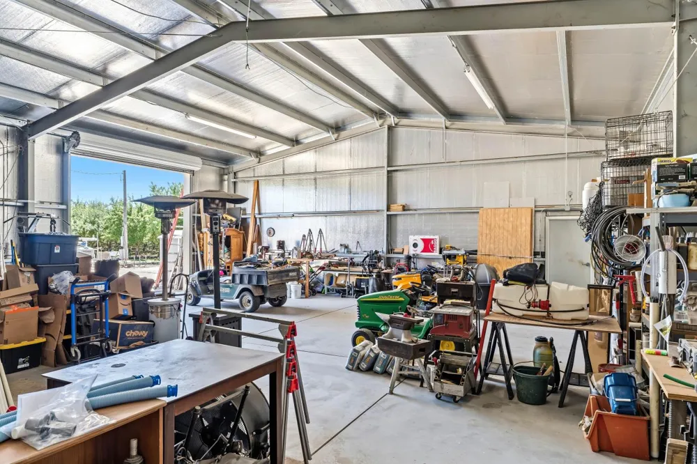 14361 Lombardy Delhi, CA 95315