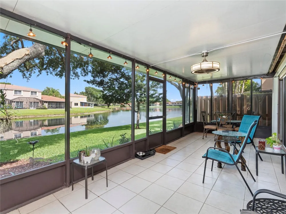 1707 SW 109th Ter Davie, FL 33324