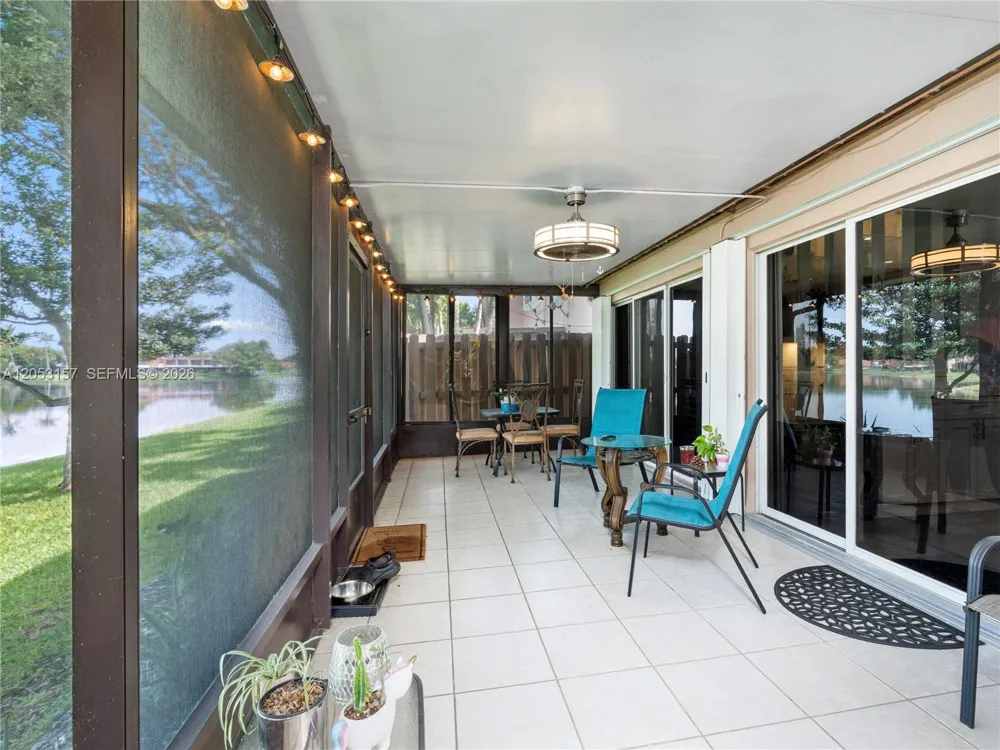 1707 SW 109th Ter Davie, FL 33324