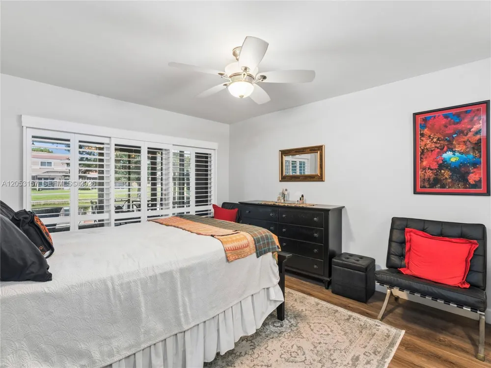 1707 SW 109th Ter Davie, FL 33324