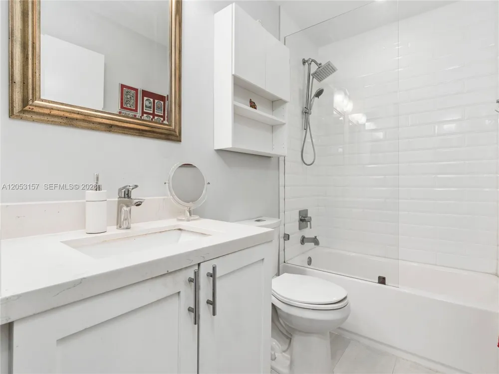 1707 SW 109th Ter Davie, FL 33324