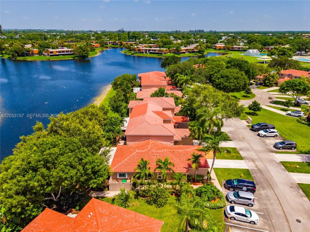 1707 SW 109th Ter Davie, FL 33324