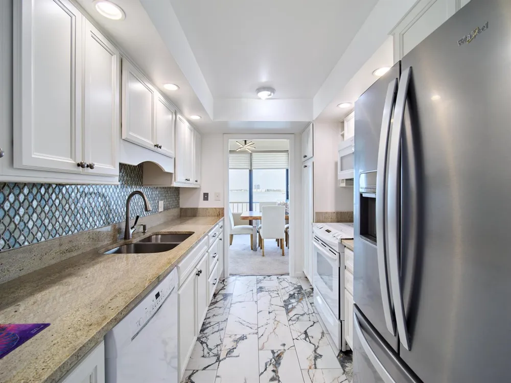 5550 Ocean Drive #9D Singer Island, FL 33404