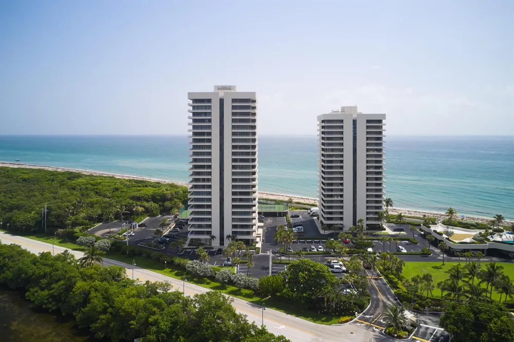 5550 Ocean Drive #9D Singer Island, FL 33404