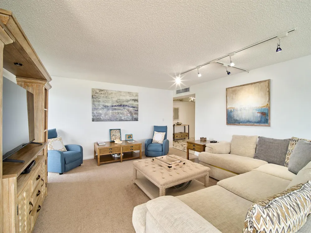 5550 Ocean Drive #9D Singer Island, FL 33404