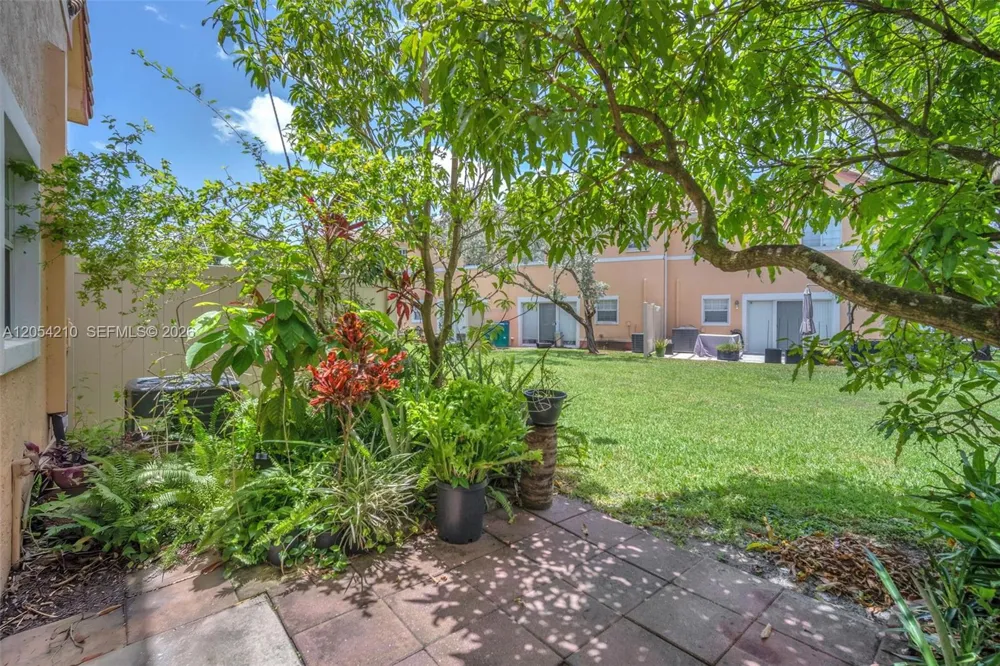 2282 SW 87th Ter Miramar, FL 33025