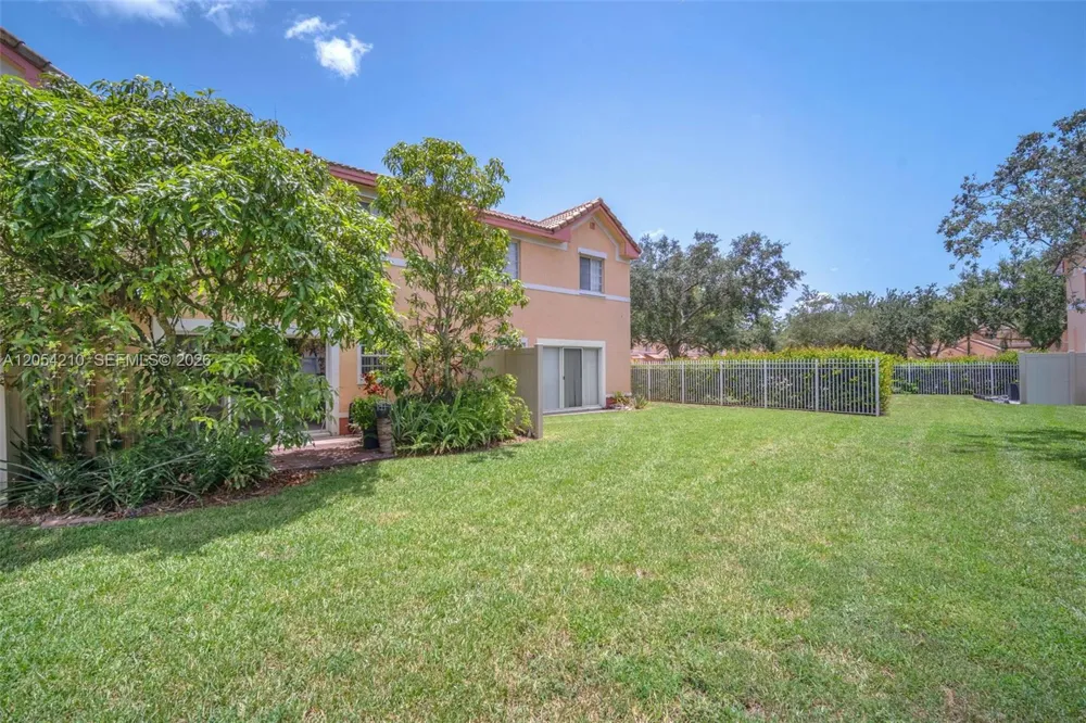 2282 SW 87th Ter Miramar, FL 33025
