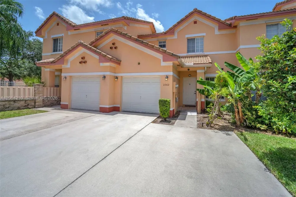 2282 SW 87th Ter Miramar, FL 33025
