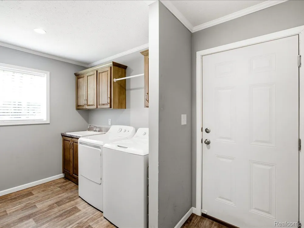 10714 Jean Pierre Site# 37 Court Ira Township, MI 48023