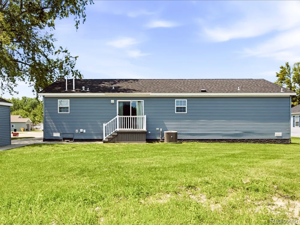10714 Jean Pierre Site# 37 Court Ira Township, MI 48023