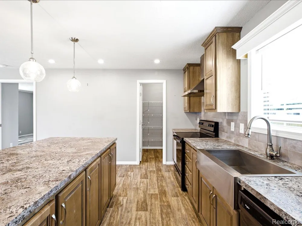 10714 Jean Pierre Site# 37 Court Ira Township, MI 48023