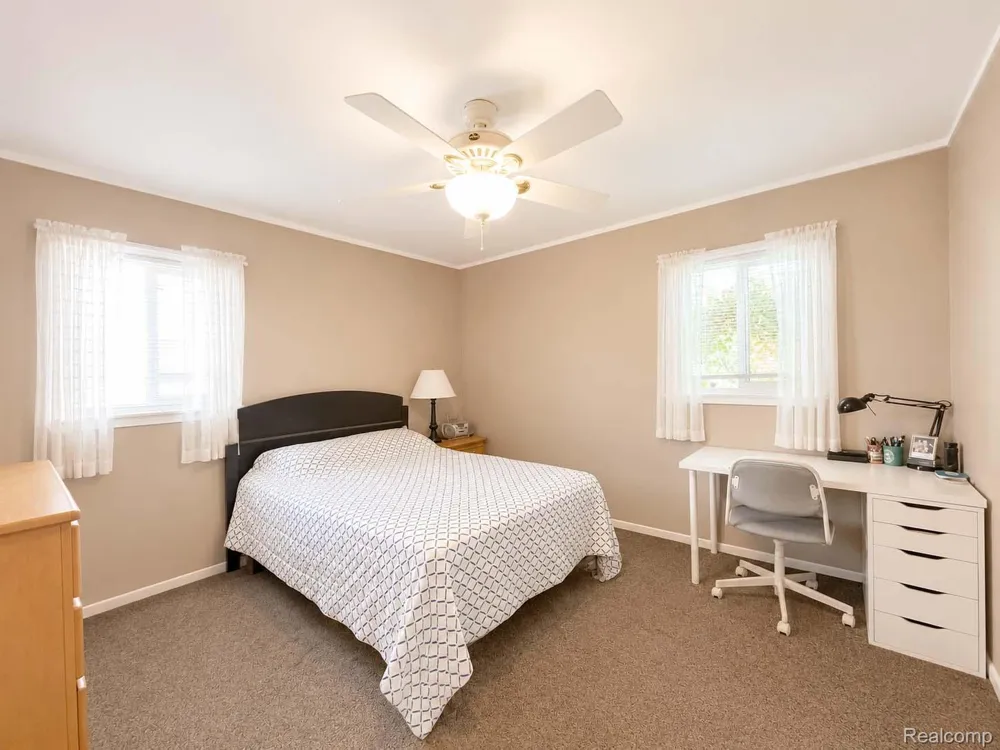 9100 Brentwood Street Livonia City, MI 48150