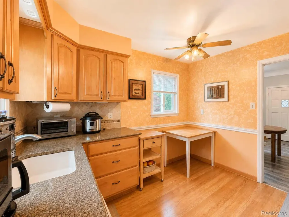 9100 Brentwood Street Livonia City, MI 48150