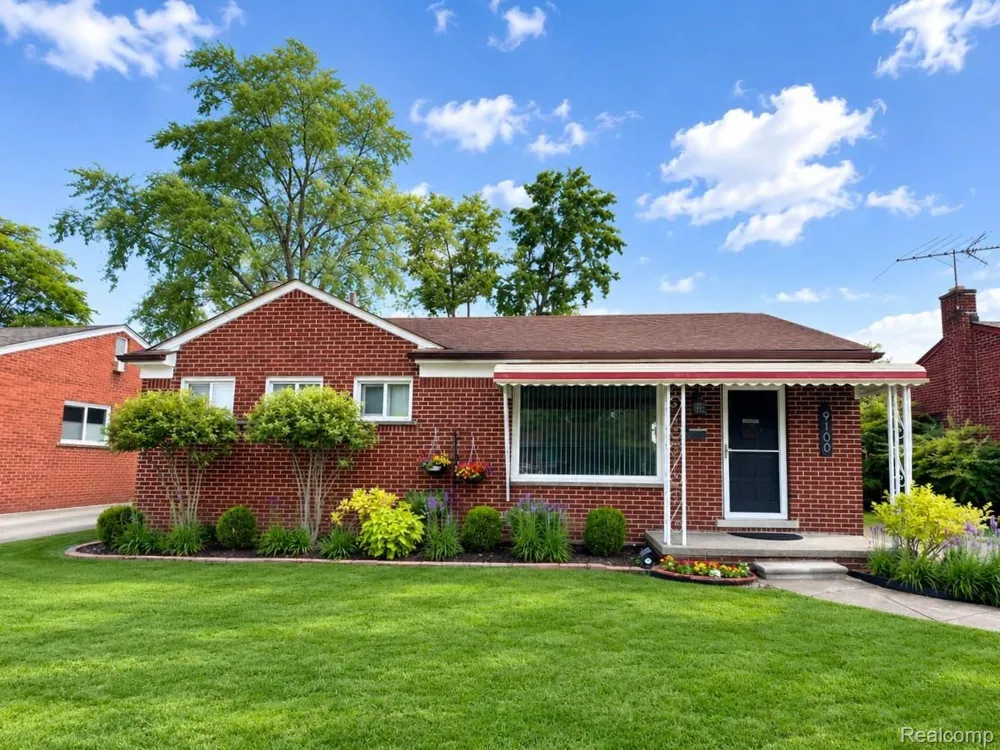 9100 Brentwood Street Livonia City, MI 48150