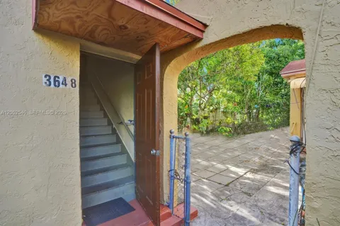 3660 NW 20th Ave #4