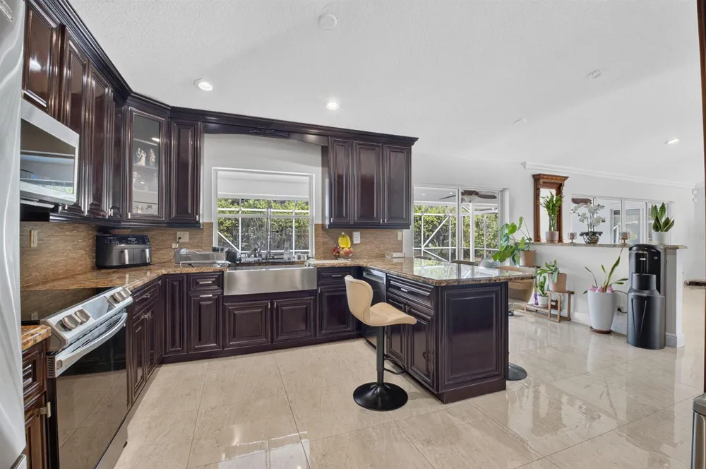 19505 SEDGEFIELD TERRACE Boca Raton, FL 33498