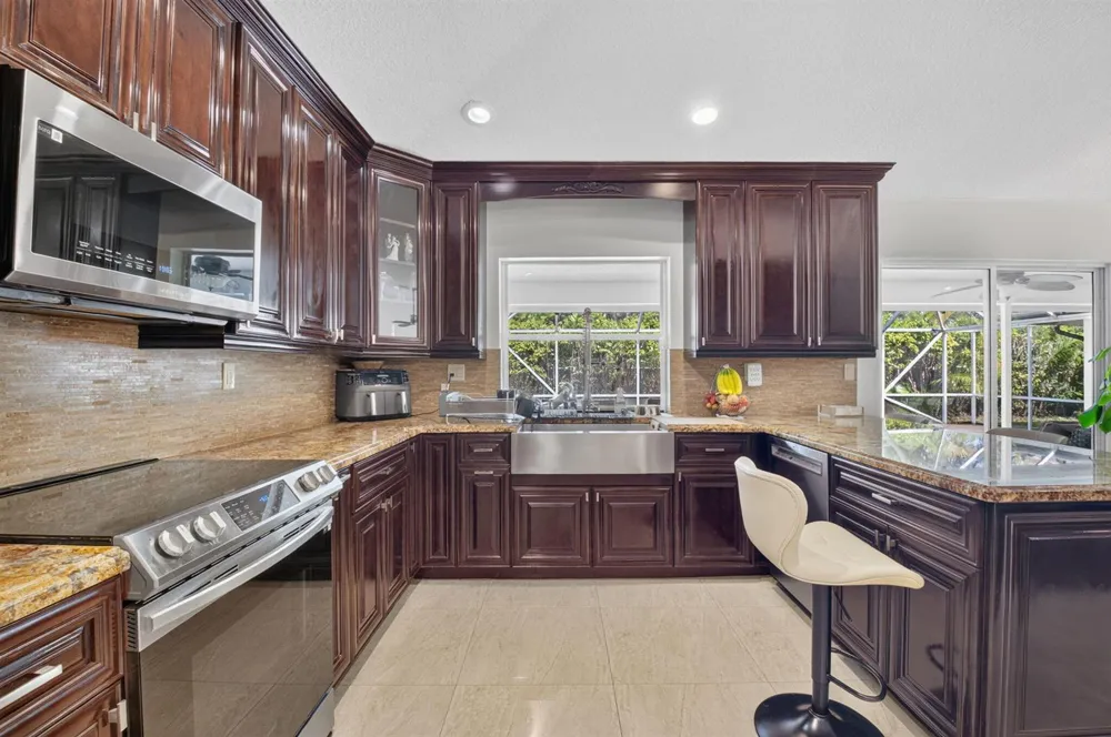19505 SEDGEFIELD TERRACE Boca Raton, FL 33498