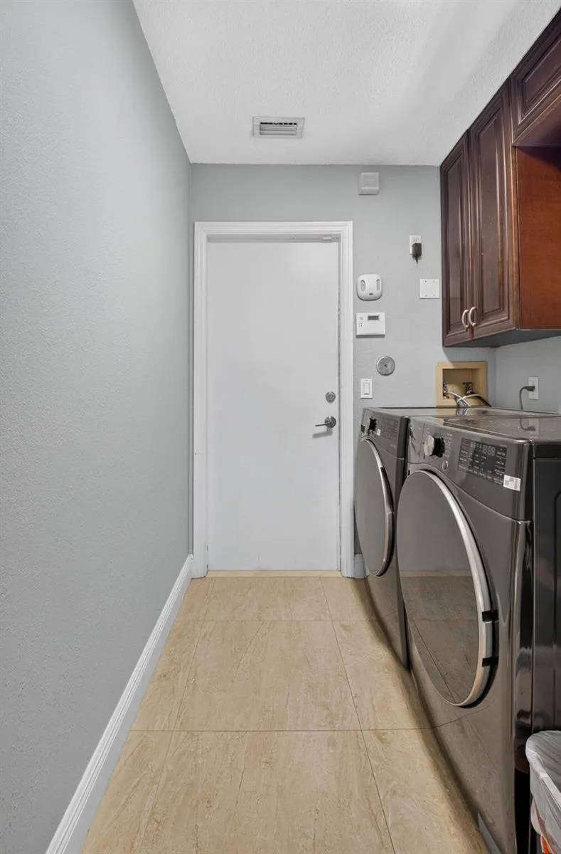 19505 SEDGEFIELD TERRACE Boca Raton, FL 33498