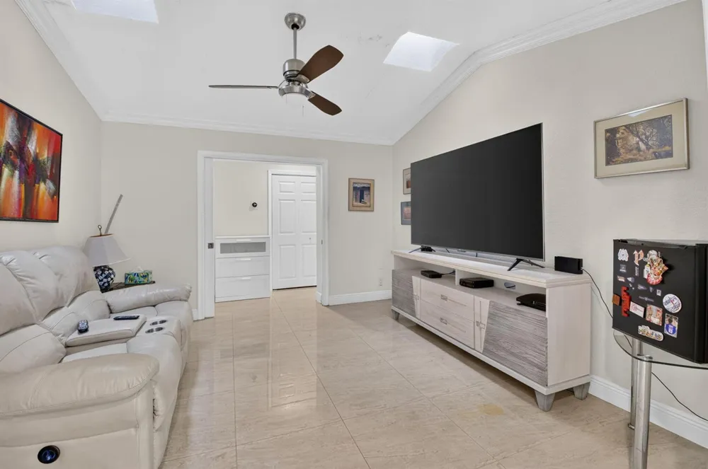 19505 SEDGEFIELD TERRACE Boca Raton, FL 33498